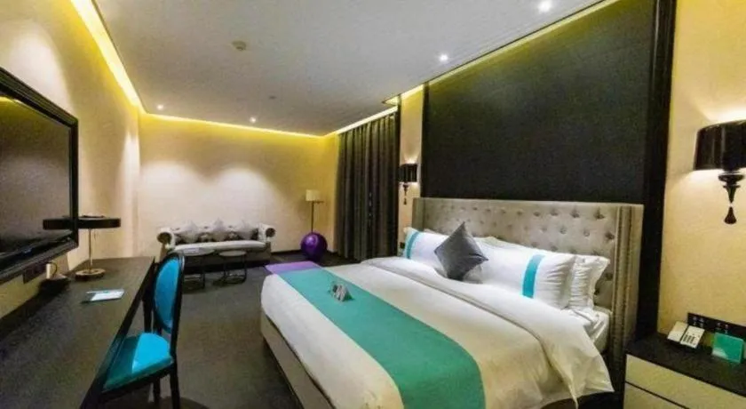 Bed in Xana Hotelle Luzhou High-Speed Railway Station Trading Market Passenger Terminal