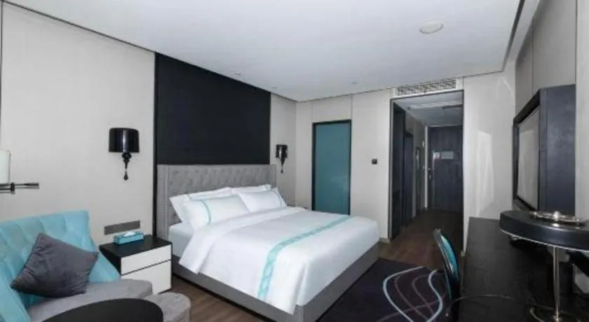 Bed in Xana Hotelle Luzhou High-Speed Railway Station Trading Market Passenger Terminal