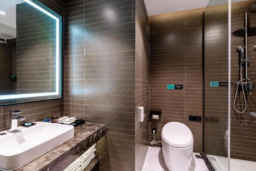 Xana Hotelle Luzhou High-Speed Railway Station Trading Market Passenger Terminal