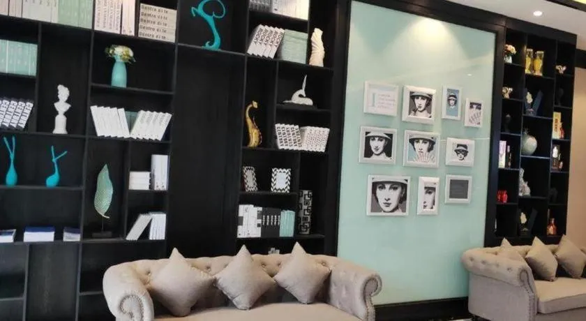 Xana Hotelle Luzhou High-Speed Railway Station Trading Market Passenger Terminal