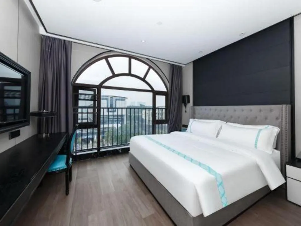 Bed in Xana Hotelle Luzhou High-Speed Railway Station Trading Market Passenger Terminal