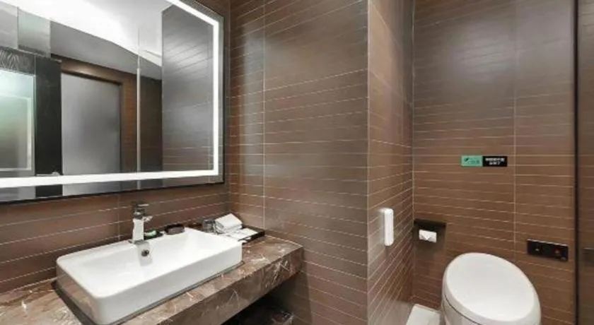 Xana Hotelle Luzhou High-Speed Railway Station Trading Market Passenger Terminal