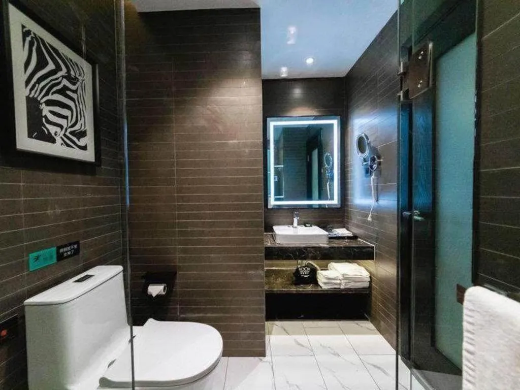 Xana Hotelle Luzhou High-Speed Railway Station Trading Market Passenger Terminal