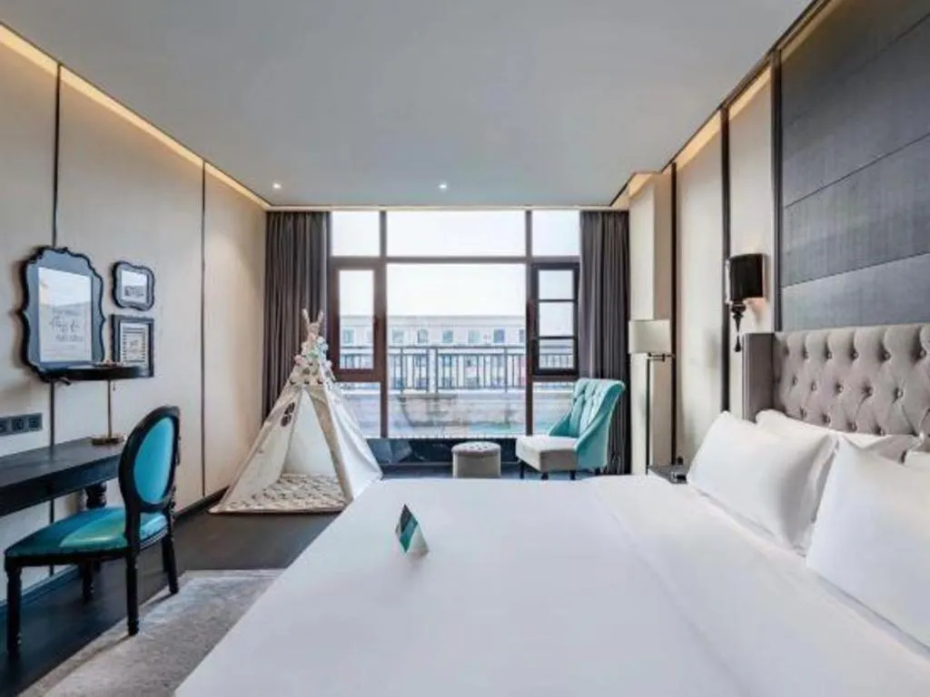 Bed in Xana Hotelle Luzhou High-Speed Railway Station Trading Market Passenger Terminal