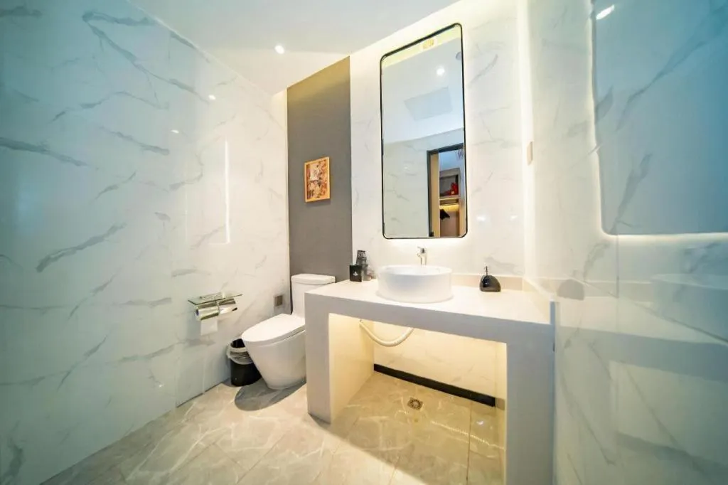 Magnotel Tongxiang Shimao Center