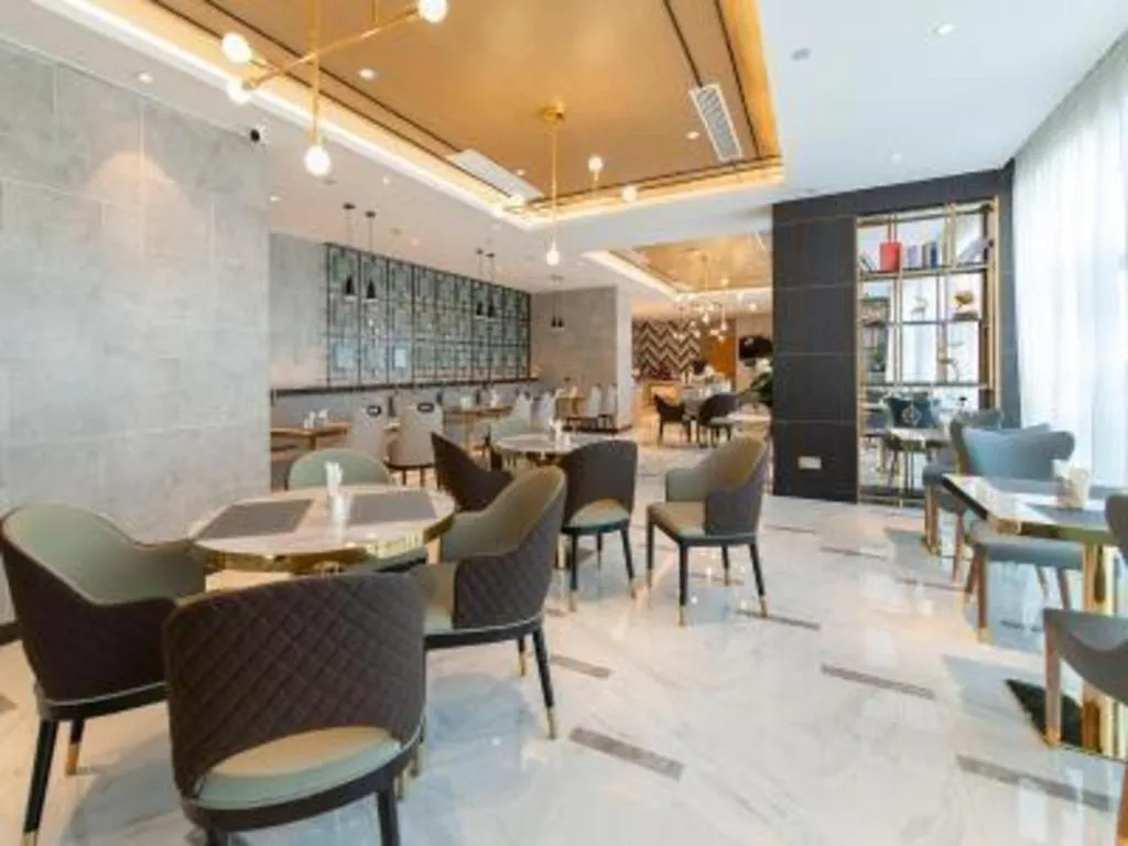 Magnotel Tongxiang Shimao Center