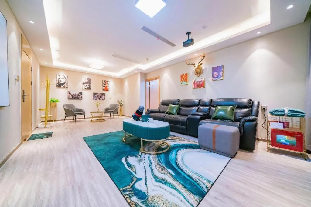 Magnotel Tongxiang Shimao Center