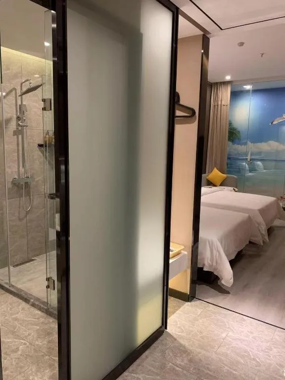 Bed in IU Hotels· Wuhan Jianghan Road Metro Station