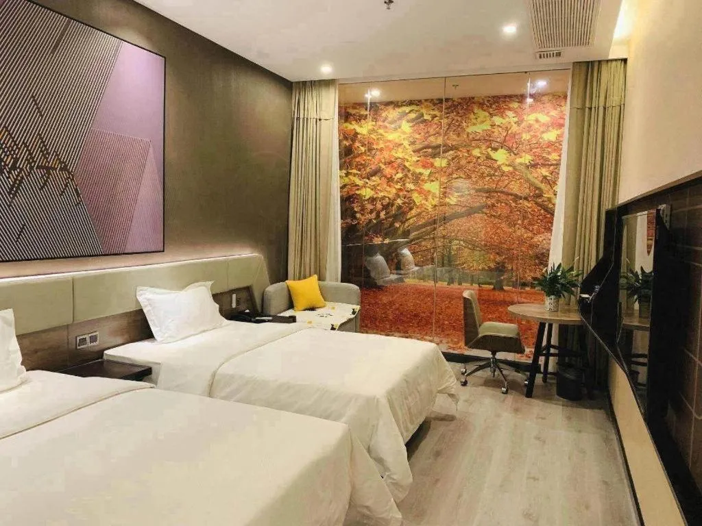 Bed in IU Hotels· Wuhan Jianghan Road Metro Station