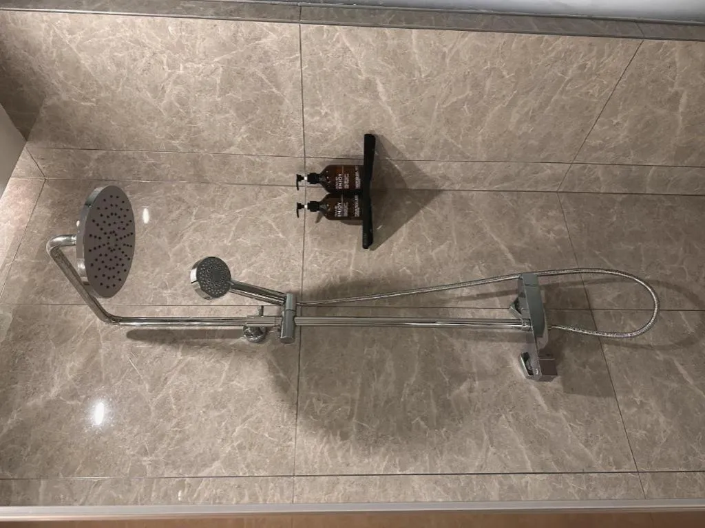 IU Hotels· Wuhan Jianghan Road Metro Station