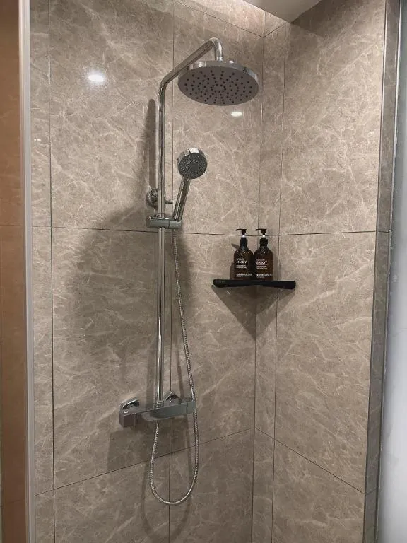 IU Hotels· Wuhan Jianghan Road Metro Station