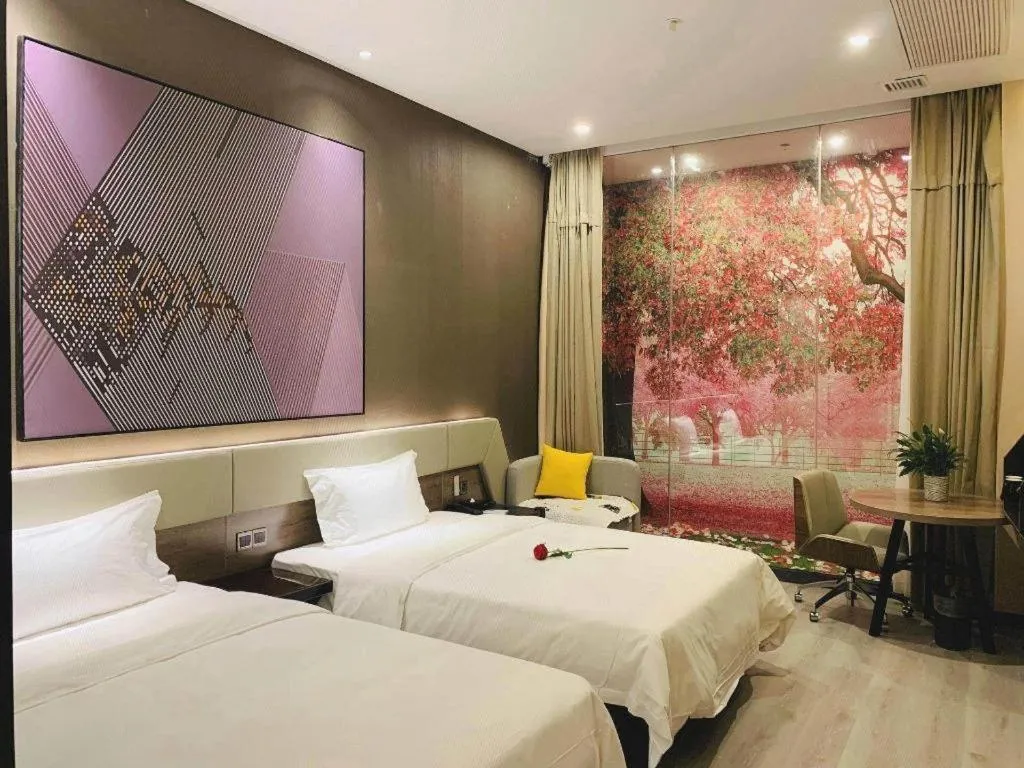 Bed in IU Hotels· Wuhan Jianghan Road Metro Station