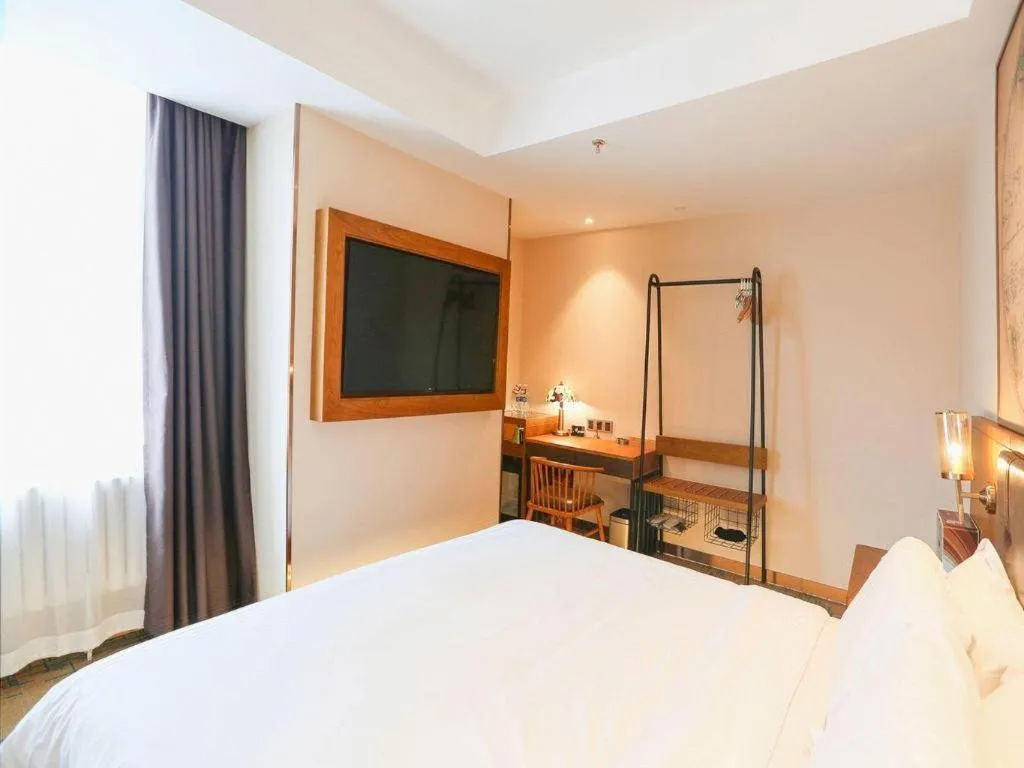 Bed in James Joyce Coffetel Changchun People's Square