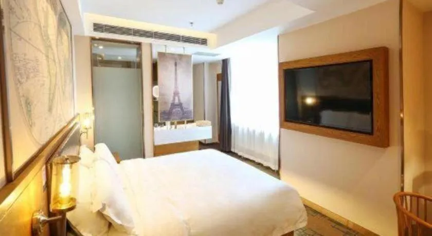 Bed in James Joyce Coffetel Changchun People's Square