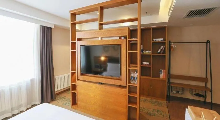 Bed in James Joyce Coffetel Changchun People's Square