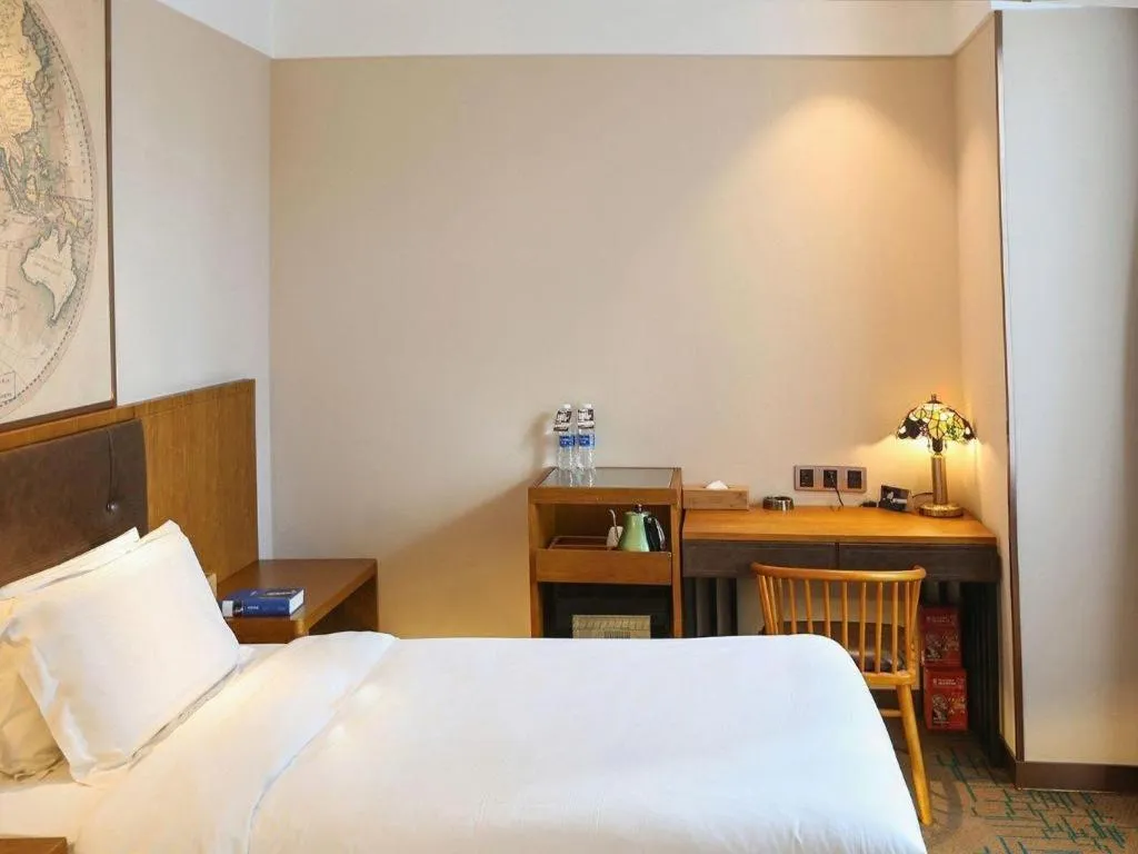 Bed in James Joyce Coffetel Changchun People's Square