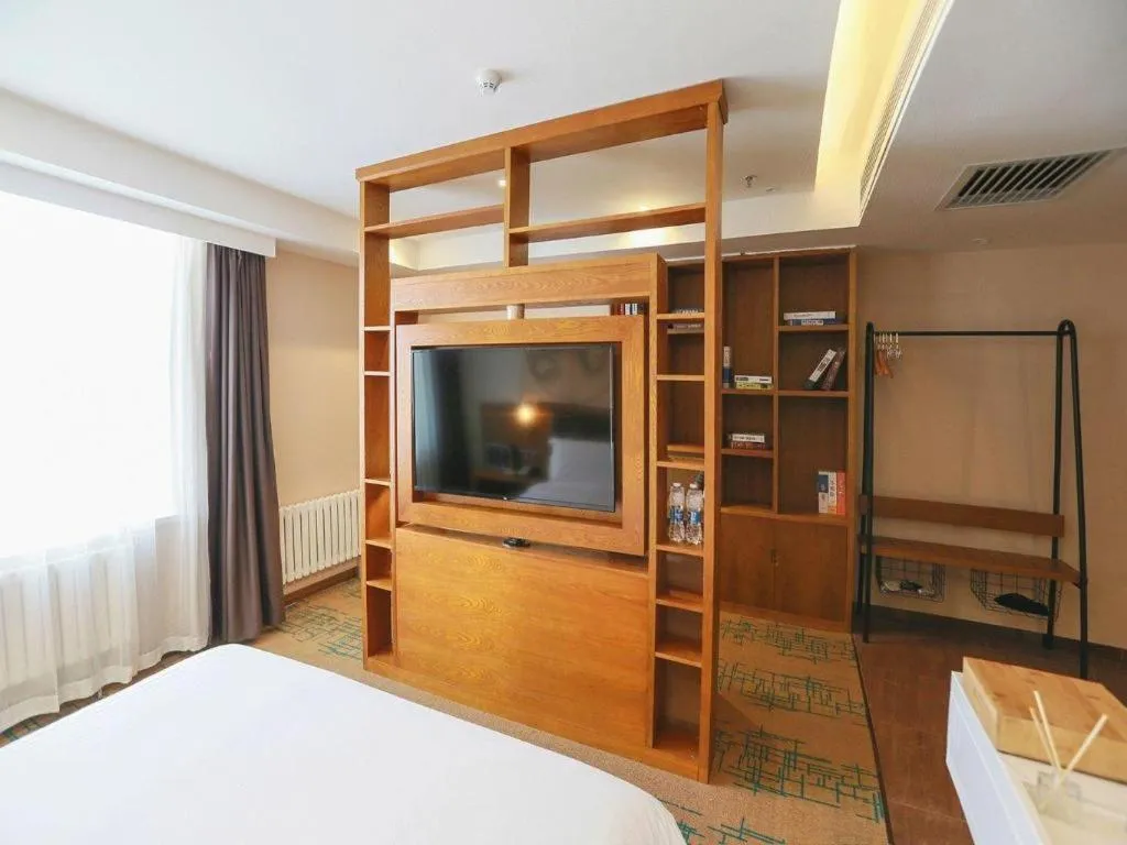 Bed in James Joyce Coffetel Changchun People's Square