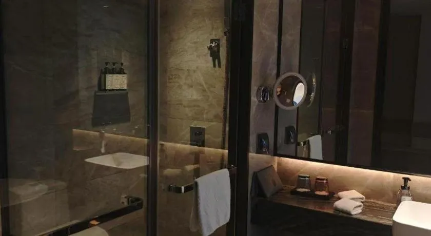 Zhejiang Cloud Mountain Deefly Hotel