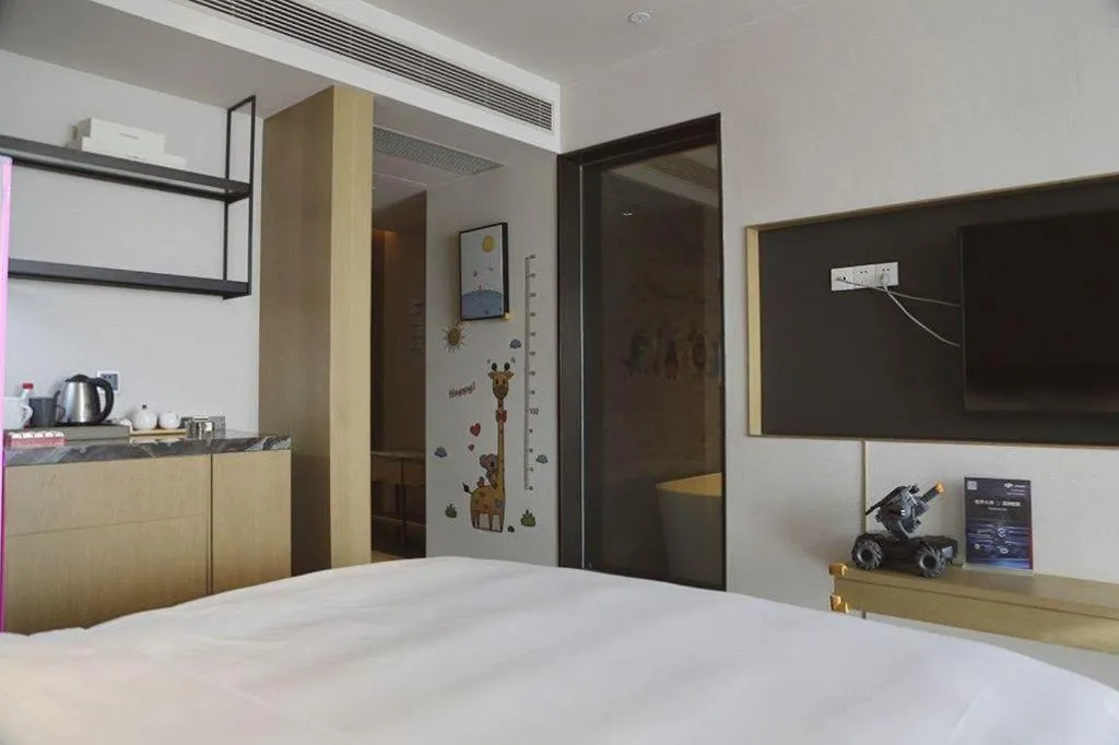 Bed in Zhejiang Cloud Mountain Deefly Hotel