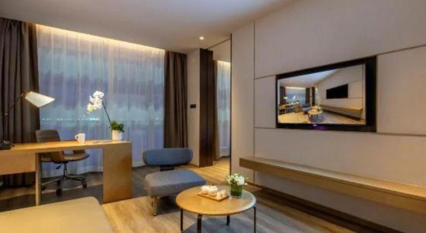 Zhejiang Cloud Mountain Deefly Hotel