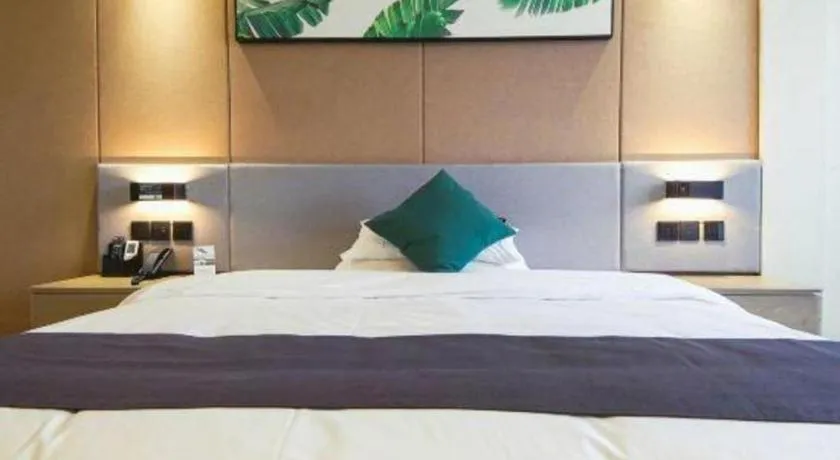 Bed in UP and IN Hotel Jiangxi Nanchang City Nanchang County Liantang Zhong Avenue Huarunwanjia