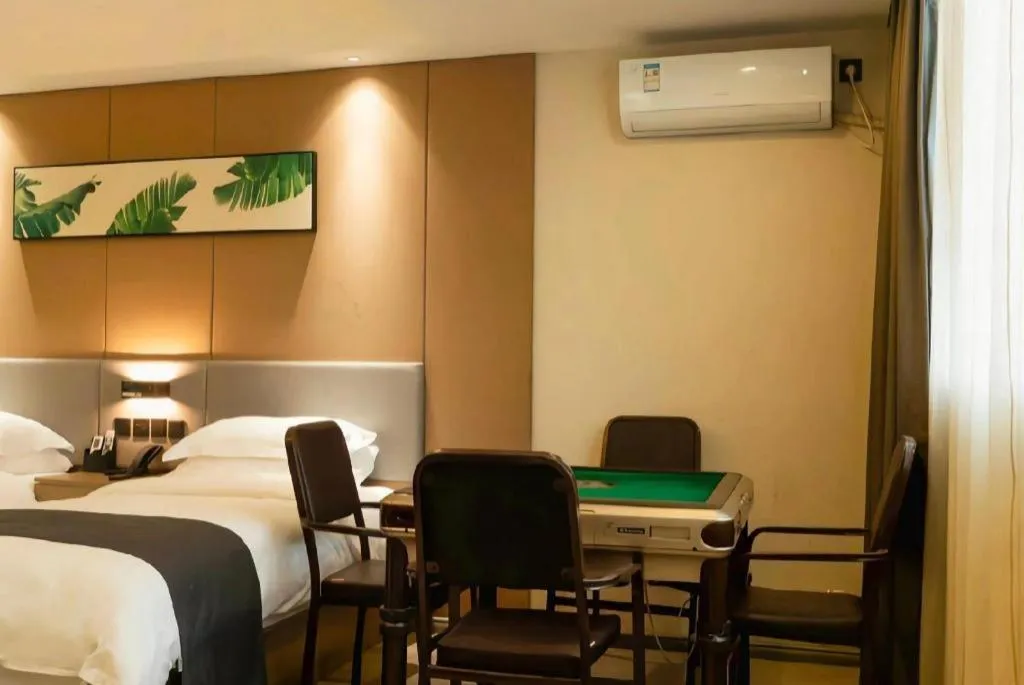 Bed in UP and IN Hotel Jiangxi Nanchang City Nanchang County Liantang Zhong Avenue Huarunwanjia