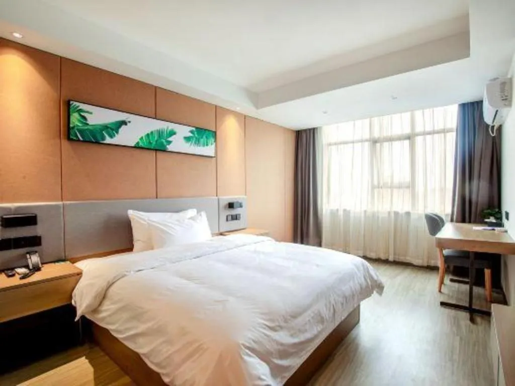Bed in UP and IN Hotel Jiangxi Nanchang City Nanchang County Liantang Zhong Avenue Huarunwanjia
