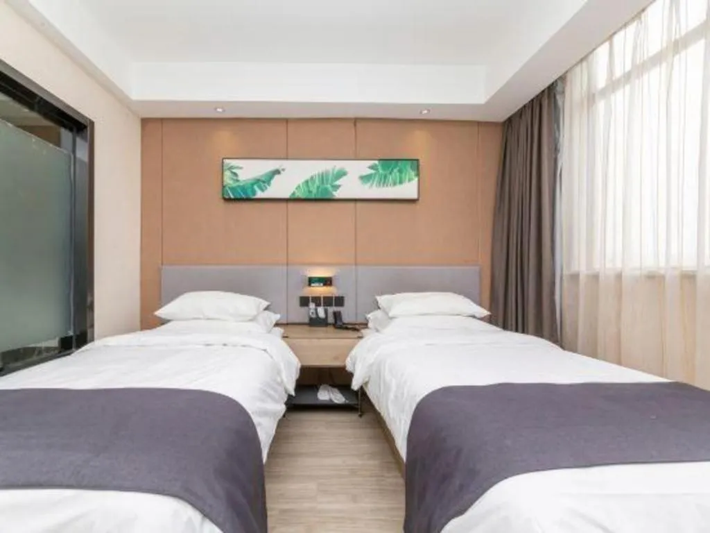 Bed in UP and IN Hotel Jiangxi Nanchang City Nanchang County Liantang Zhong Avenue Huarunwanjia