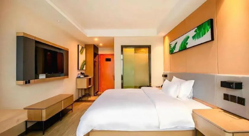 Bed in UP and IN Hotel Jiangxi Nanchang City Nanchang County Liantang Zhong Avenue Huarunwanjia