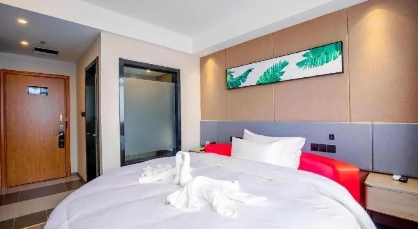 Bed in UP and IN Hotel Jiangxi Nanchang City Nanchang County Liantang Zhong Avenue Huarunwanjia