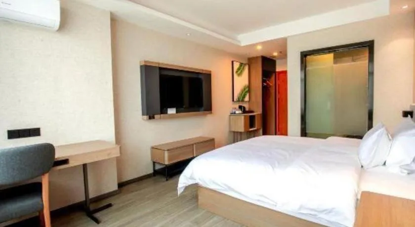 Bed in UP and IN Hotel Jiangxi Nanchang City Nanchang County Liantang Zhong Avenue Huarunwanjia