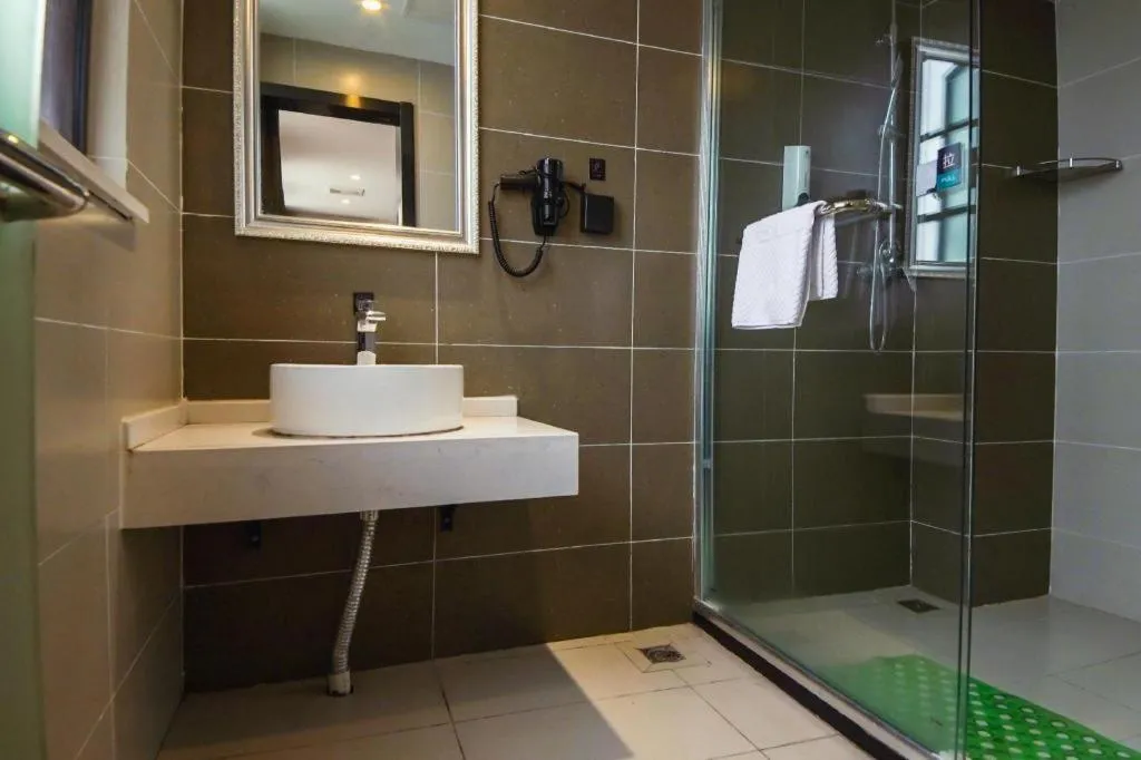 UP and IN Hotel Jiangxi Nanchang City Nanchang County Liantang Zhong Avenue Huarunwanjia