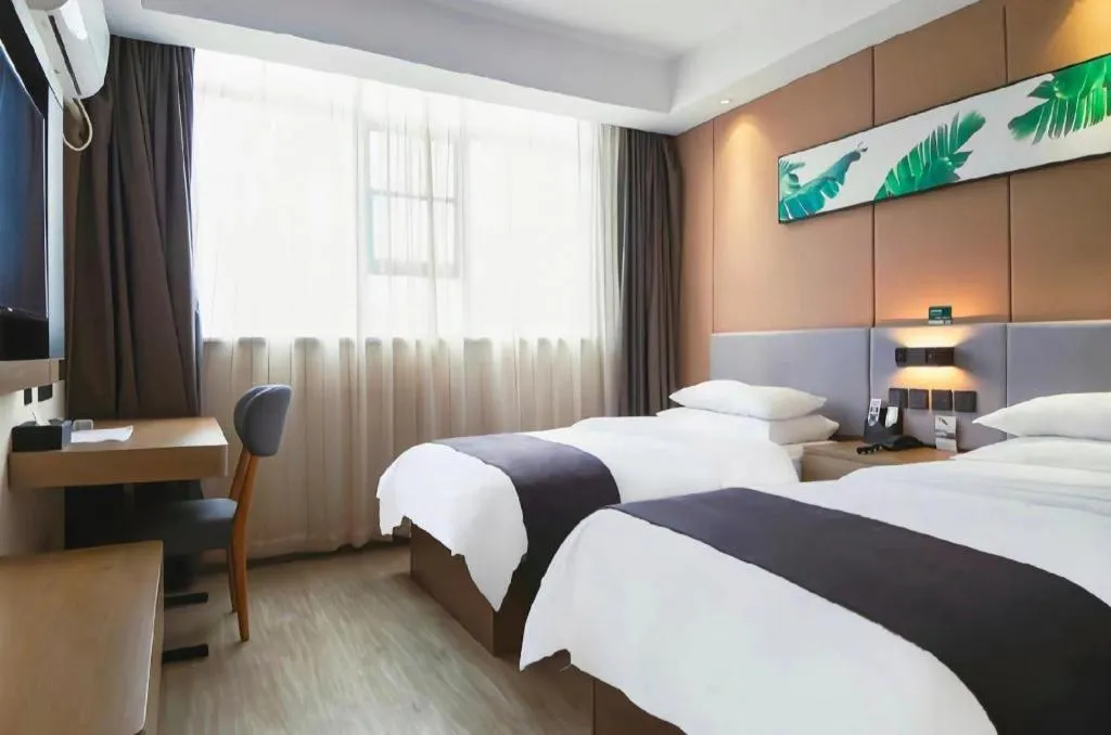 Bed in UP and IN Hotel Jiangxi Nanchang City Nanchang County Liantang Zhong Avenue Huarunwanjia