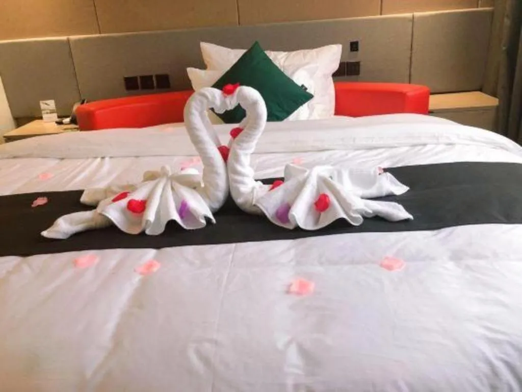 Bed in UP and IN Hotel Jiangxi Nanchang City Nanchang County Liantang Zhong Avenue Huarunwanjia