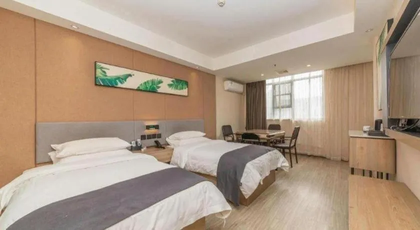 Bed in UP and IN Hotel Jiangxi Nanchang City Nanchang County Liantang Zhong Avenue Huarunwanjia
