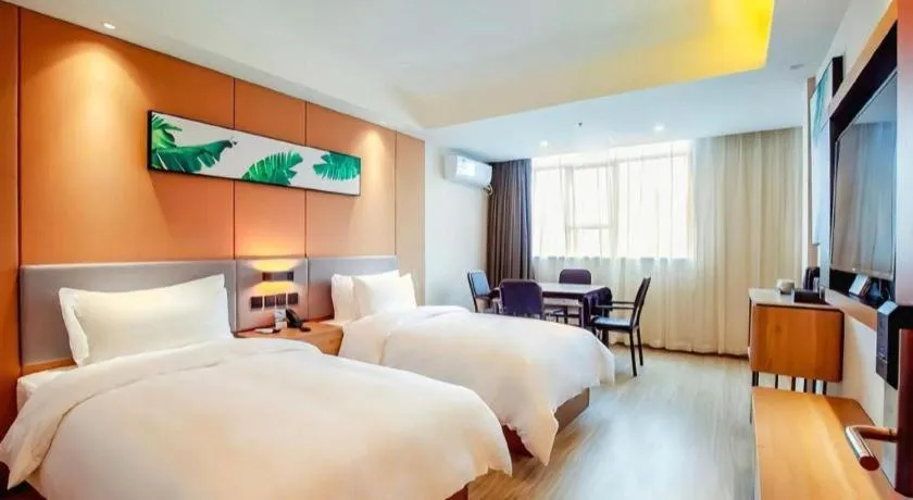 Bed in UP and IN Hotel Jiangxi Nanchang City Nanchang County Liantang Zhong Avenue Huarunwanjia