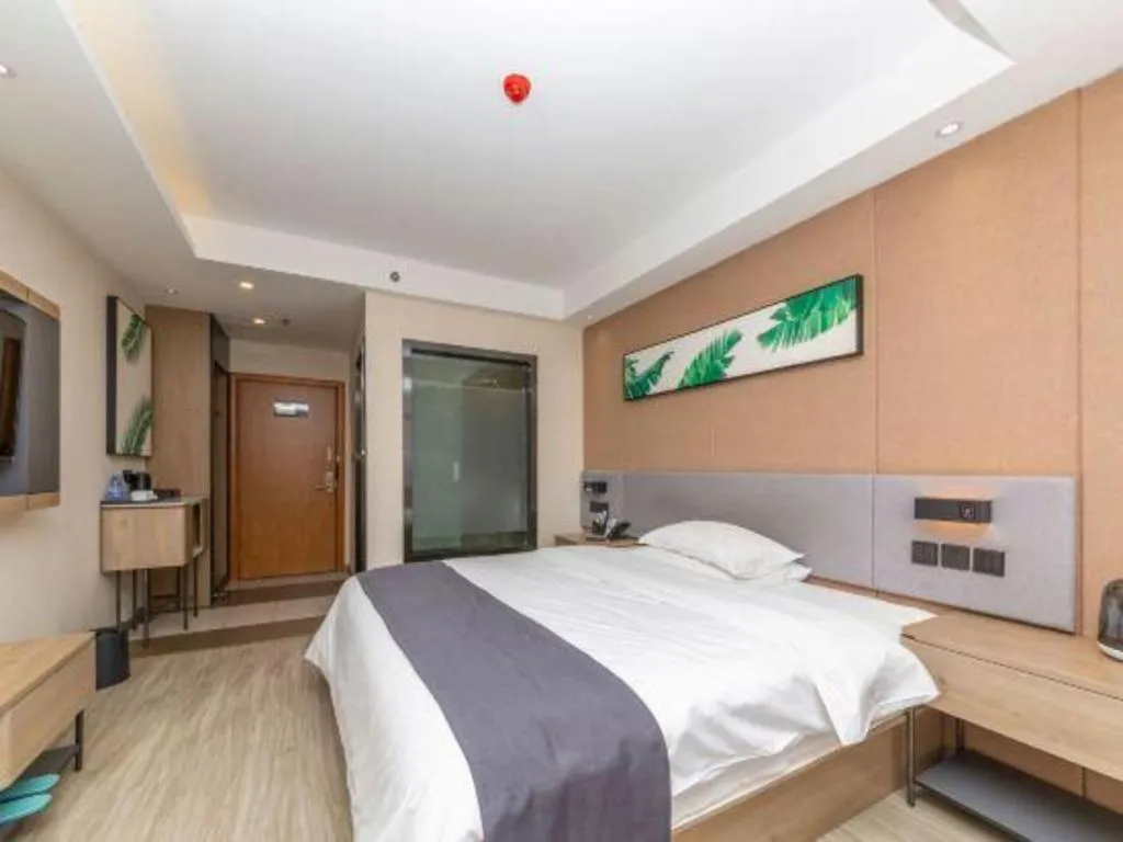 Bed in UP and IN Hotel Jiangxi Nanchang City Nanchang County Liantang Zhong Avenue Huarunwanjia