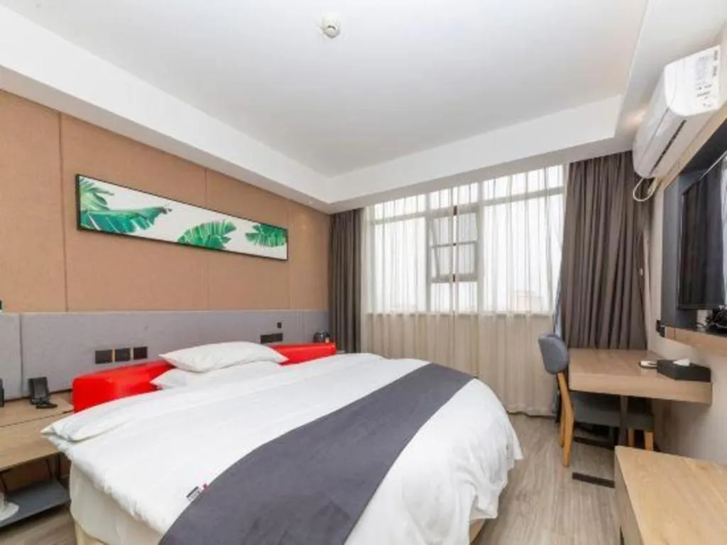 Bed in UP and IN Hotel Jiangxi Nanchang City Nanchang County Liantang Zhong Avenue Huarunwanjia