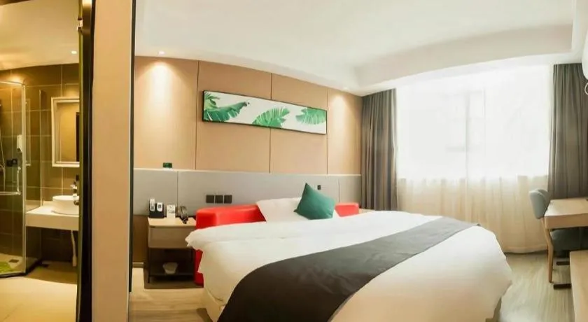 Bed in UP and IN Hotel Jiangxi Nanchang City Nanchang County Liantang Zhong Avenue Huarunwanjia