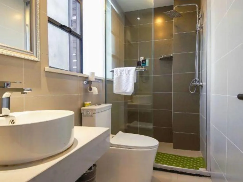 UP and IN Hotel Jiangxi Nanchang City Nanchang County Liantang Zhong Avenue Huarunwanjia