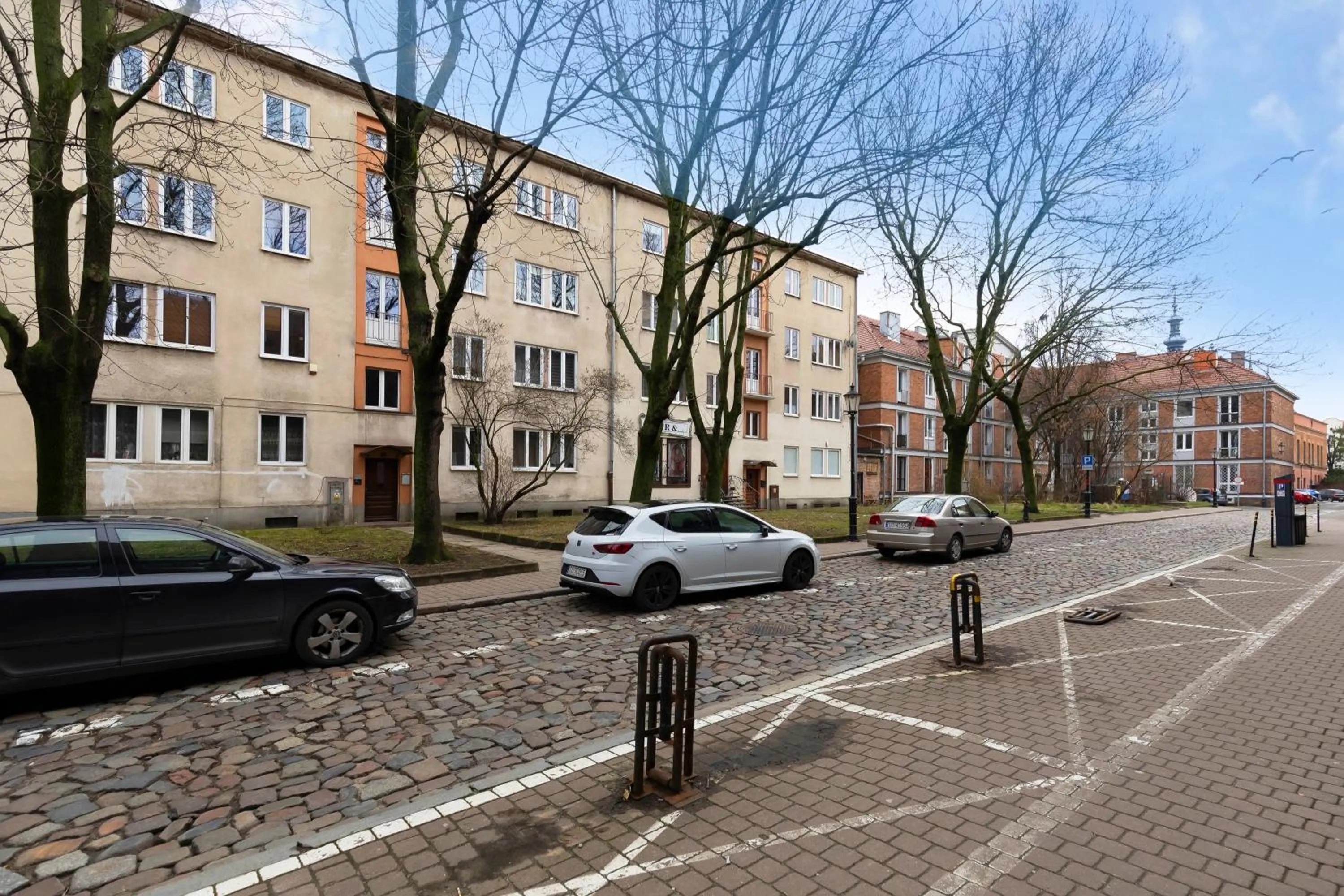 Property building in Elite Apartments Podbielańska Center
