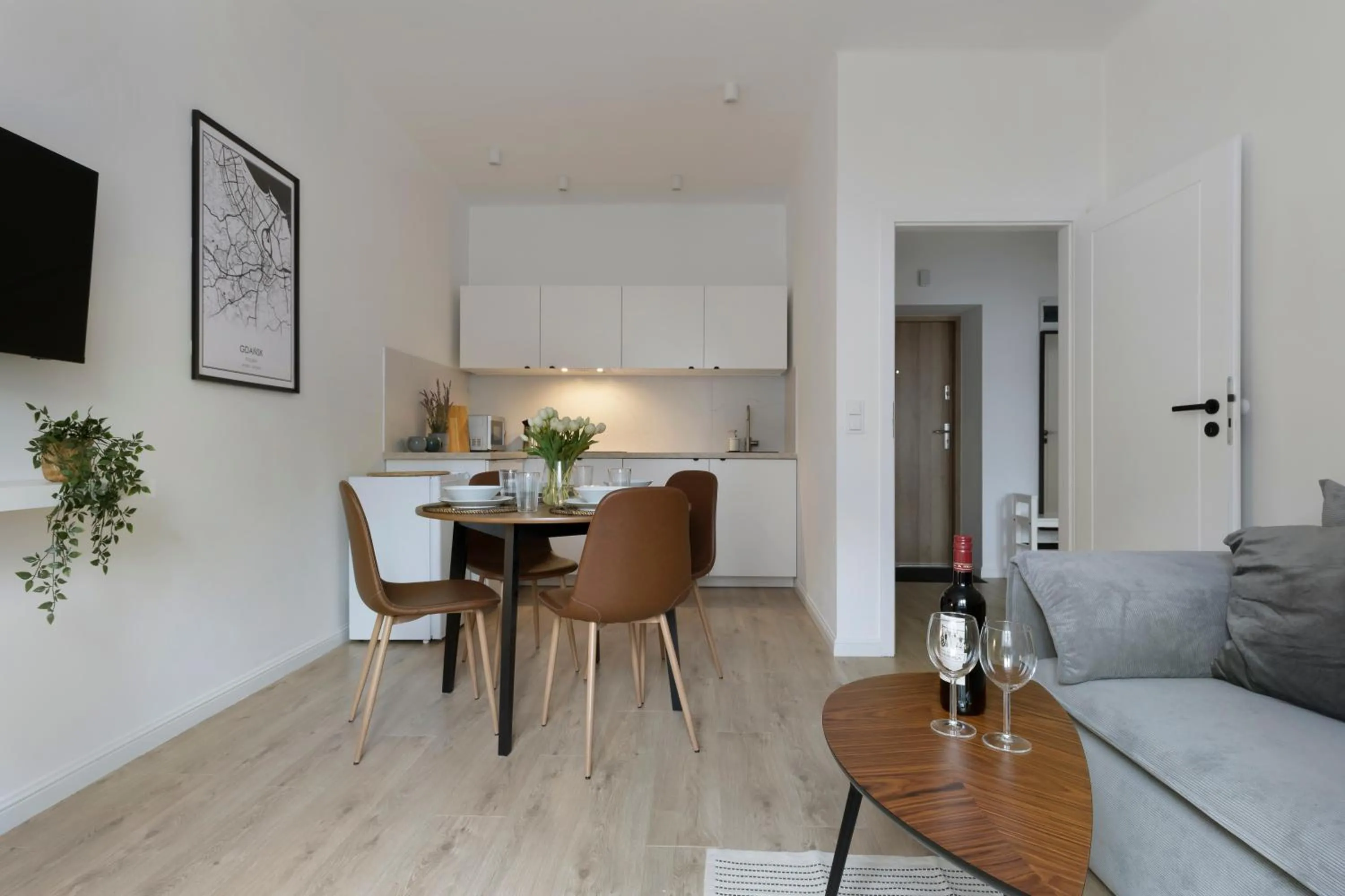 TV and multimedia in Elite Apartments Podbielańska Center