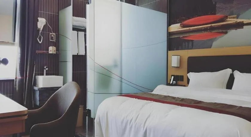 Bed in Chengke Hotel Guangdong Zhaoqing Sihui District Huilin Road