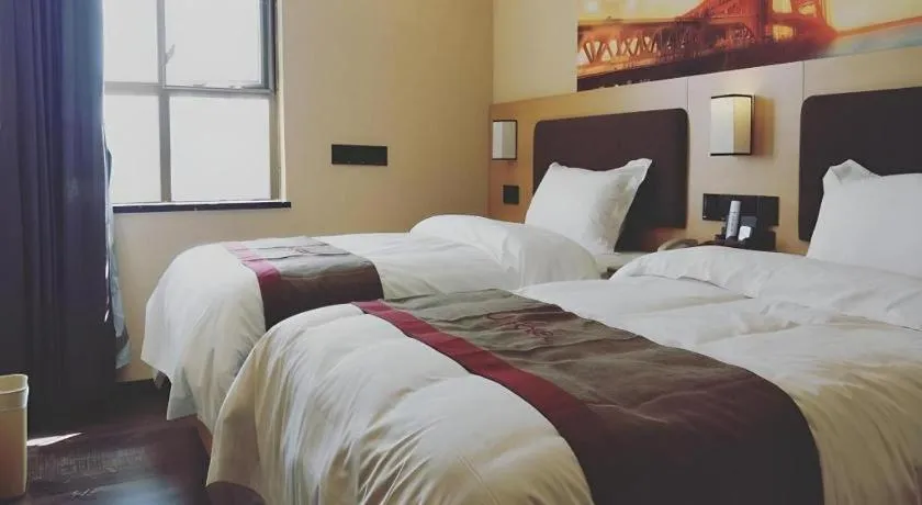 Bed in Chengke Hotel Guangdong Zhaoqing Sihui District Huilin Road