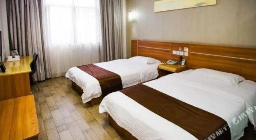 Bed in Thank Inn Hotel Hainan Sanya Sanya Bay Seascape Branch