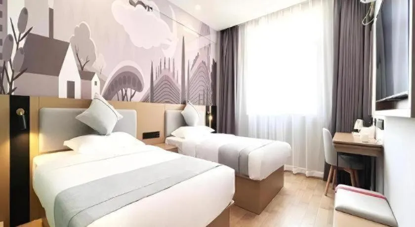 Bed in Thank Inn Hotel Hainan Sanya Sanya Bay Seascape Branch