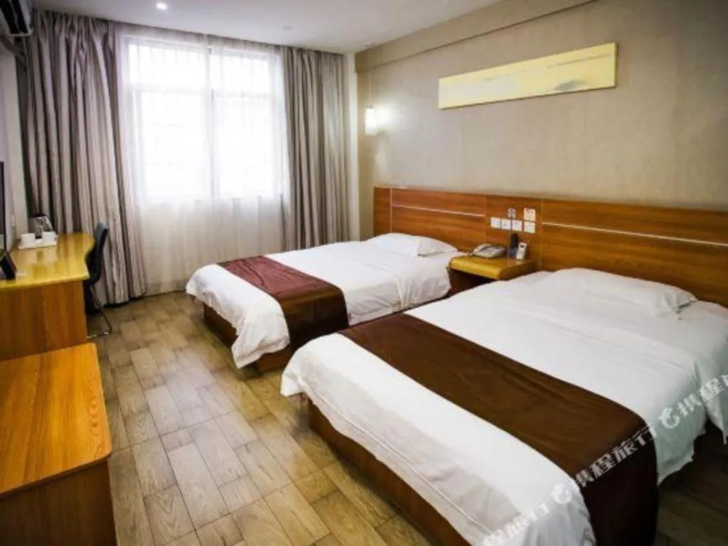 Bed in Thank Inn Hotel Hainan Sanya Sanya Bay Seascape Branch