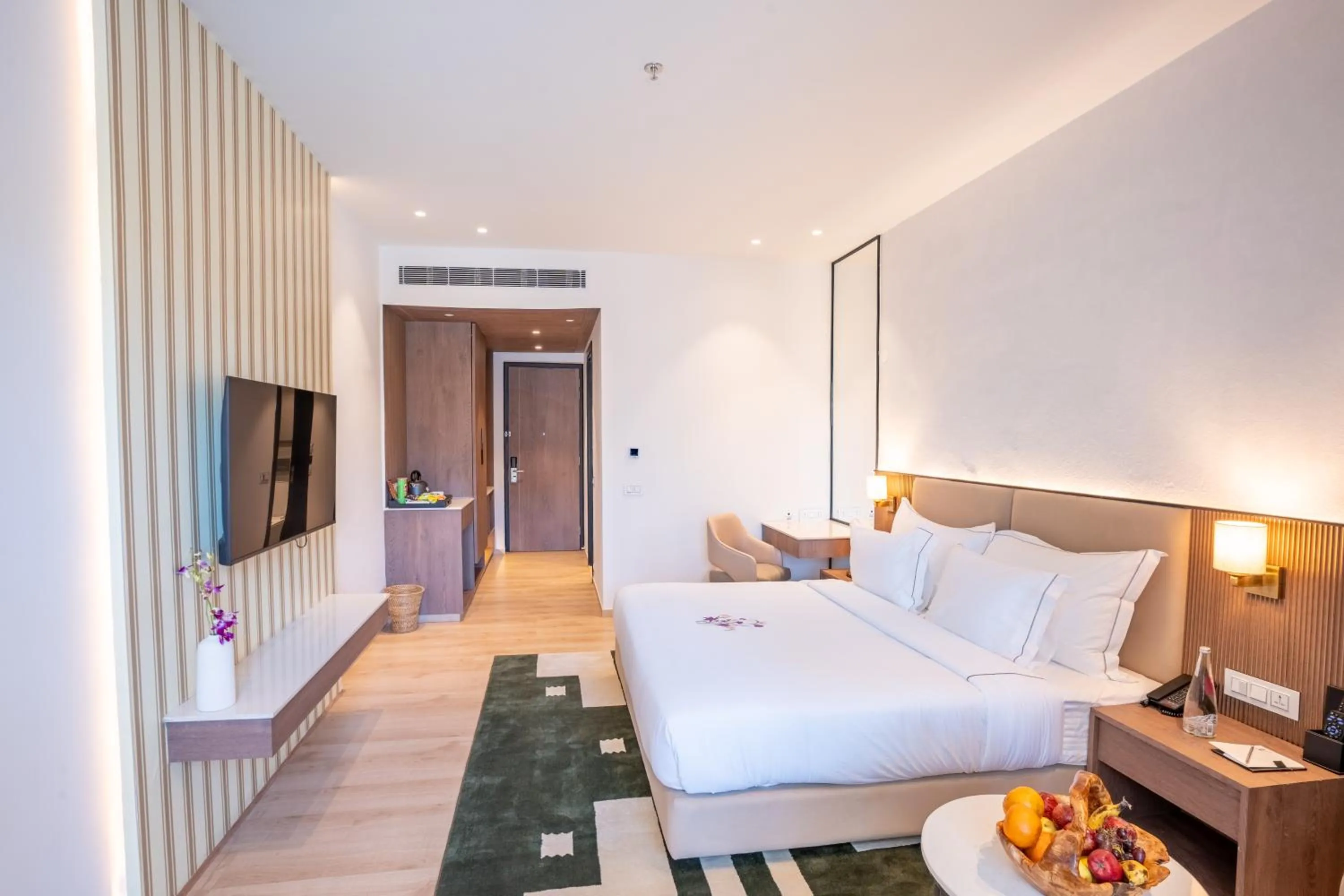 Bedroom, Bed in Velmore Kasauli Operated by Royal Orchid Hotel Ltd.