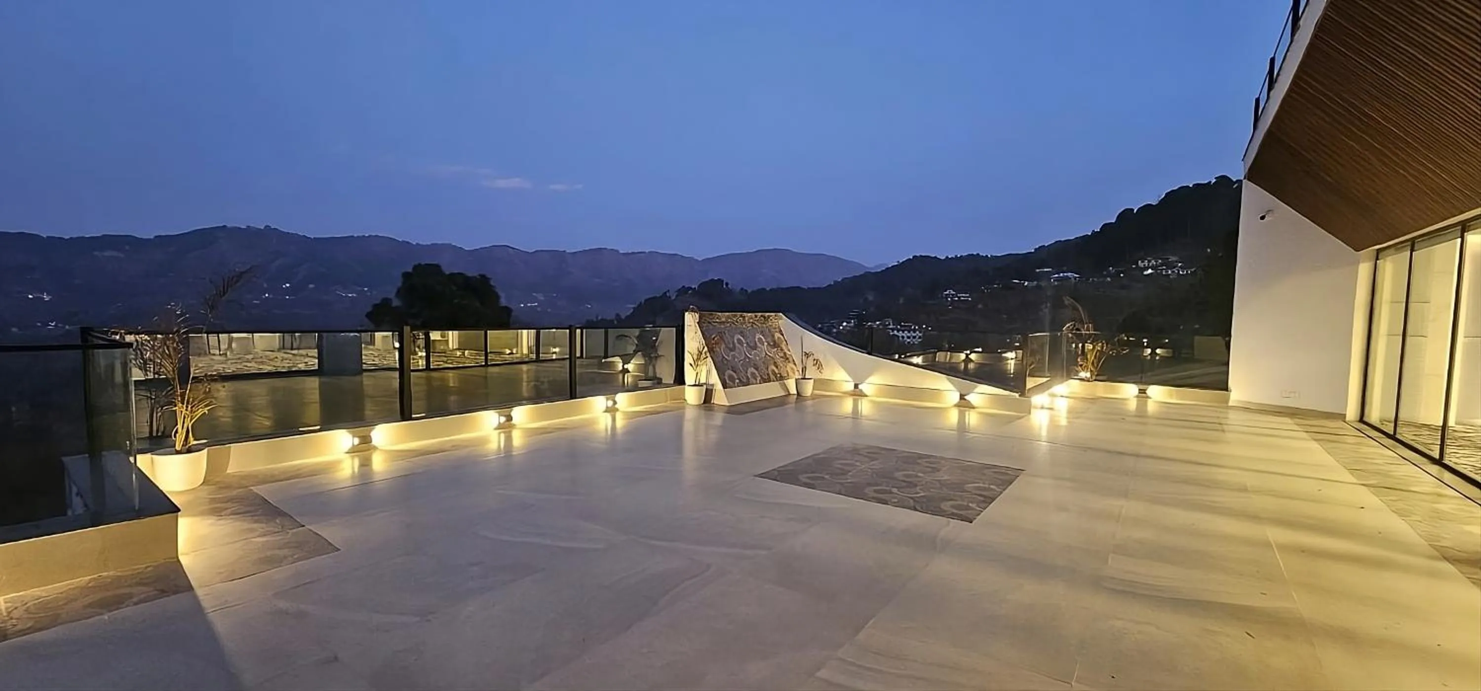 Banquet/Function facilities in Velmore Kasauli Operated by Royal Orchid Hotel Ltd.