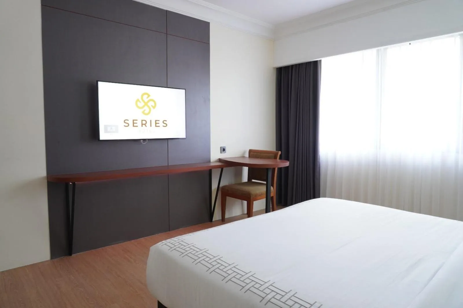 TV and multimedia, Bed in Stay 'd Kuningan